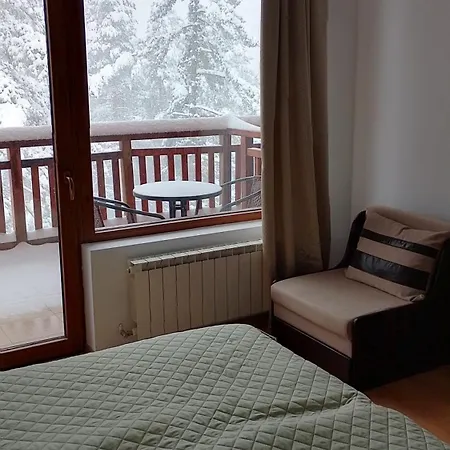 Διαμέρισμα студио 36 - семирамида, Μπόροβετς