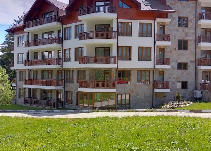 студио 36 - семирамида, Боровец