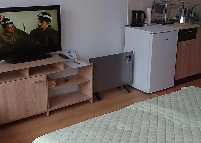 студио 36 - семирамида, Апартаменты Боровец