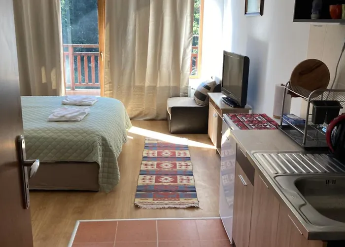 студио 36 - семирамида, Апартаменты *